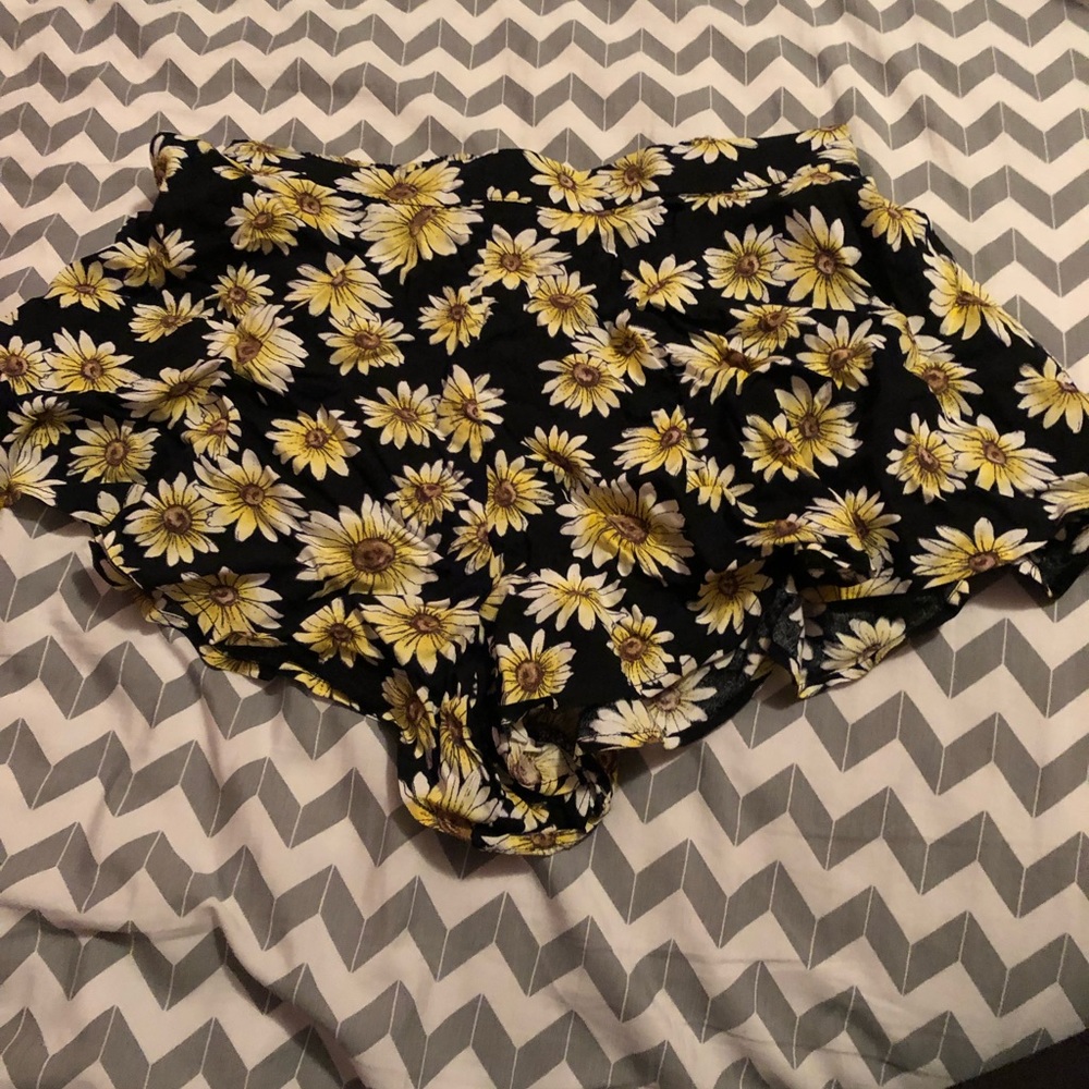 Patterned shorts